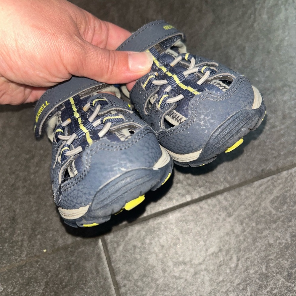 Toddler Boy Merrell Sport Sandals size 7 - Picture 5 of 9